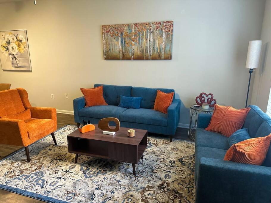 Devine Livings At Hermann Park Apartment Хюстън Екстериор снимка