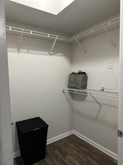 Devine Livings At Hermann Park Apartment Хюстън Екстериор снимка